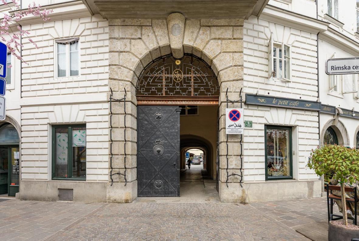 Apartment Napoleon Liubliana Exterior foto